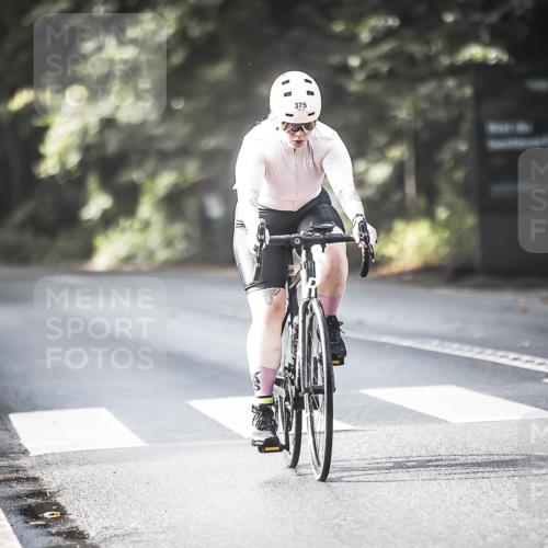 13.09.2026 - Stadtparktriathlon H.Heesch http://msf.ph/oto/10371549 13.09.2026 10:51:10 Radfahren 343, 375, 481, 528, 534, 562 meine-sportfotos.de