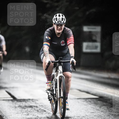 13.09.2026 - Stadtparktriathlon H.Heesch http://msf.ph/oto/10371562 13.09.2026 12:07:09 Radfahren 803, 830, 851, 902, 957, 1035, 1057, 1061 meine-sportfotos.de