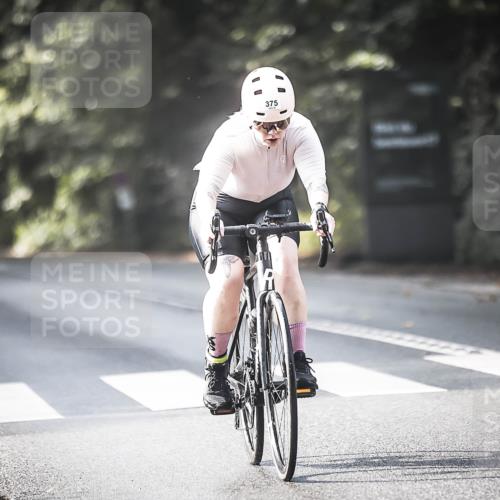 13.09.2026 - Stadtparktriathlon H.Heesch http://msf.ph/oto/10371563 13.09.2026 10:51:10 Radfahren 343, 375, 481, 528, 534, 562 meine-sportfotos.de