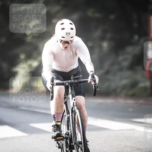 13.09.2026 - Stadtparktriathlon H.Heesch http://msf.ph/oto/10371578 13.09.2026 10:51:10 Radfahren 343, 375, 481, 528, 534, 562 meine-sportfotos.de