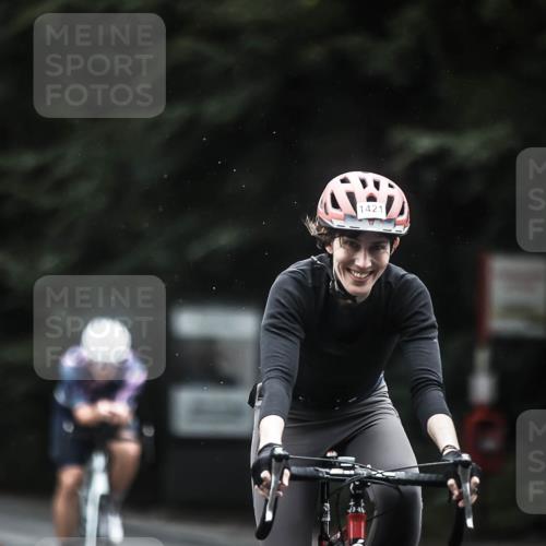 13.09.2026 - Stadtparktriathlon H.Heesch http://msf.ph/oto/10371606 13.09.2026 13:26:19 Radfahren 1338, 1387, 1421, 1422, 1456 meine-sportfotos.de