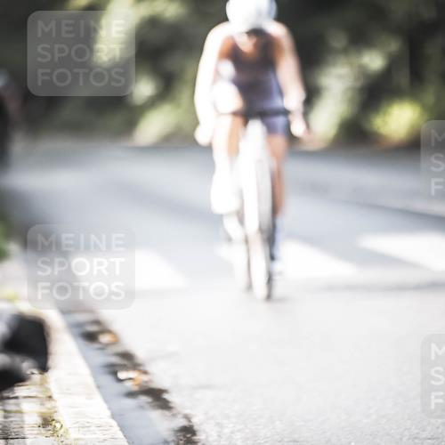 13.09.2026 - Stadtparktriathlon H.Heesch http://msf.ph/oto/10371628 13.09.2026 10:51:17 Radfahren 364, 534, 556 meine-sportfotos.de