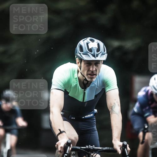 13.09.2026 - Stadtparktriathlon H.Heesch http://msf.ph/oto/10371632 13.09.2026 13:26:20 Radfahren 1338, 1387, 1421, 1422, 1456 meine-sportfotos.de