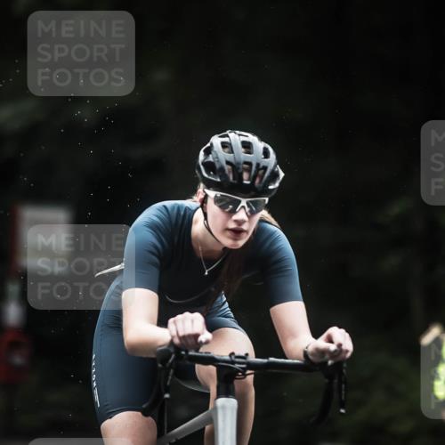 13.09.2026 - Stadtparktriathlon H.Heesch http://msf.ph/oto/10371659 13.09.2026 13:26:21 Radfahren 1338, 1387, 1421, 1422, 1456 meine-sportfotos.de