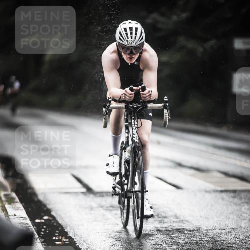 13.09.2026 - Stadtparktriathlon H.Heesch http://msf.ph/oto/10371668 13.09.2026 12:07:12 Radfahren 803, 851, 902, 971, 1035, 1055, 1057, 1061 meine-sportfotos.de