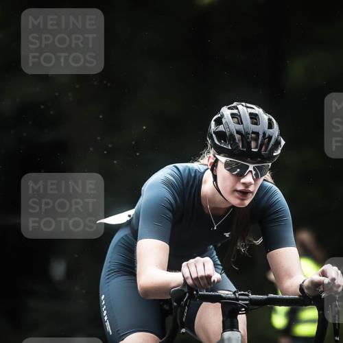 13.09.2026 - Stadtparktriathlon H.Heesch http://msf.ph/oto/10371669 13.09.2026 13:26:21 Radfahren 1338, 1387, 1421, 1422, 1456 meine-sportfotos.de
