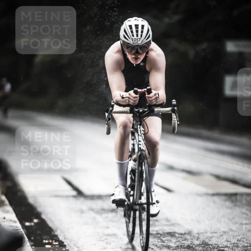13.09.2026 - Stadtparktriathlon H.Heesch http://msf.ph/oto/10371673 13.09.2026 12:07:12 Radfahren 803, 851, 902, 971, 1035, 1055, 1057, 1061 meine-sportfotos.de
