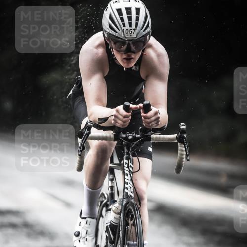 13.09.2026 - Stadtparktriathlon H.Heesch http://msf.ph/oto/10371700 13.09.2026 12:07:13 Radfahren 803, 851, 971, 975, 1035, 1055, 1057 meine-sportfotos.de