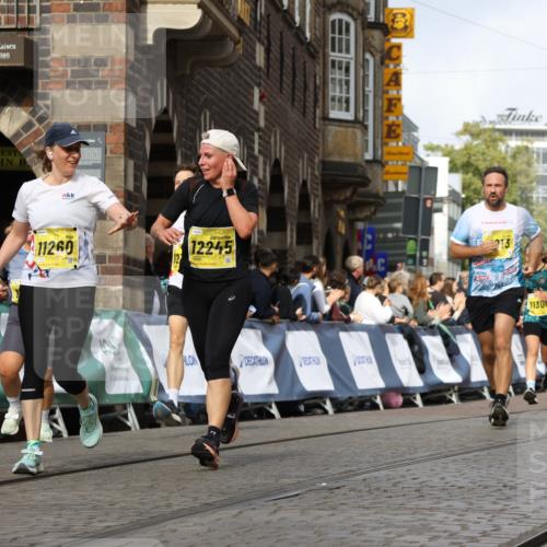 13.09.2026 - 21. swb-Marathon Bremen Strokosch-Dieckow http://msf.ph/oto/10371707 13.09.2026 11:01:24 Ziel 10093, 10428, 10639, 10753, 10892, 10964, 10965, 11049, 11116, 11359, 11428, 11540, 11681, 11682, 11728, 11850, 12085, 12116, 12241, 12283, 12428, 10181, 10251, 10497, 10560, 11305, 11324, 11459, 11467, 11550, 11551, 11666, 11788, 11798, 12047 meine-sportfotos.de