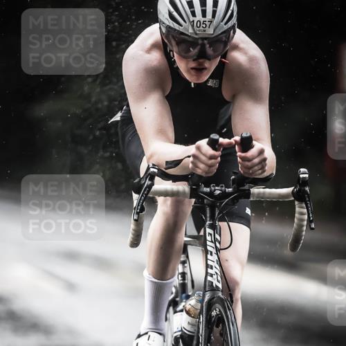 13.09.2026 - Stadtparktriathlon H.Heesch http://msf.ph/oto/10371708 13.09.2026 12:07:13 Radfahren 803, 851, 971, 975, 1035, 1055, 1057 meine-sportfotos.de