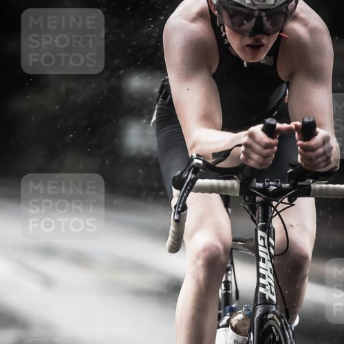 13.09.2026 - Stadtparktriathlon H.Heesch http://msf.ph/oto/10371714 13.09.2026 12:07:13 Radfahren 803, 851, 971, 975, 1035, 1055, 1057 meine-sportfotos.de