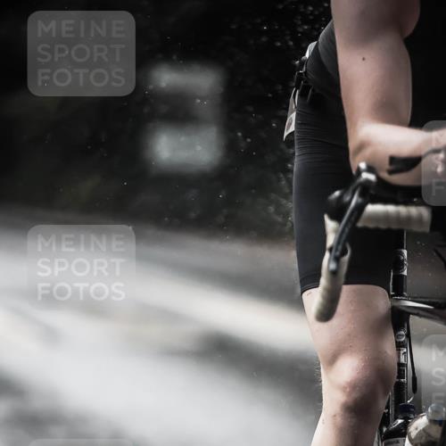 13.09.2026 - Stadtparktriathlon H.Heesch http://msf.ph/oto/10371721 13.09.2026 12:07:13 Radfahren 803, 851, 971, 975, 1035, 1055, 1057 meine-sportfotos.de