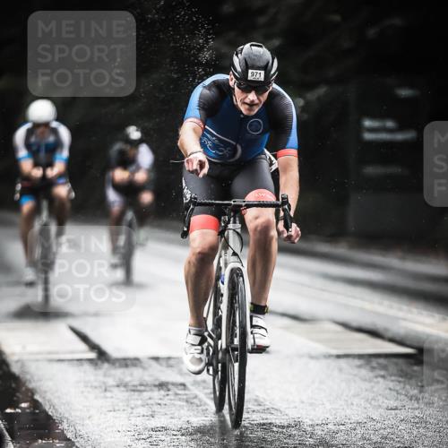 13.09.2026 - Stadtparktriathlon H.Heesch http://msf.ph/oto/10371744 13.09.2026 12:07:17 Radfahren 971, 975, 1055, 1057 meine-sportfotos.de