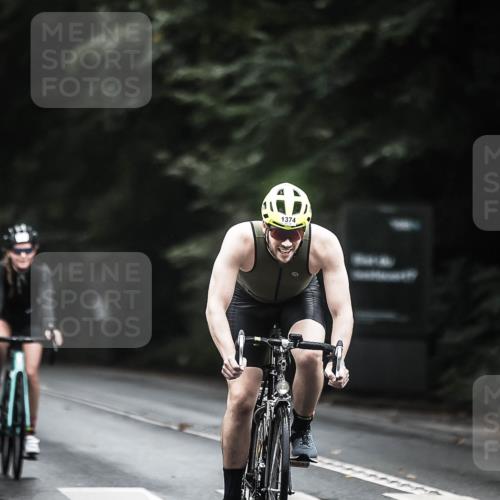 13.09.2026 - Stadtparktriathlon H.Heesch http://msf.ph/oto/10371753 13.09.2026 13:26:42 Radfahren 1321, 1329, 1374 meine-sportfotos.de