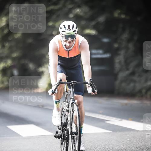 13.09.2026 - Stadtparktriathlon H.Heesch http://msf.ph/oto/10371771 13.09.2026 10:51:23 Radfahren 357, 364, 556 meine-sportfotos.de