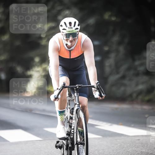 13.09.2026 - Stadtparktriathlon H.Heesch http://msf.ph/oto/10371775 13.09.2026 10:51:23 Radfahren 357, 364, 556 meine-sportfotos.de