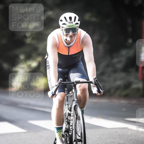 13.09.2026 - Stadtparktriathlon H.Heesch http://msf.ph/oto/10371781 13.09.2026 10:51:23 Radfahren 357, 364, 556 meine-sportfotos.de