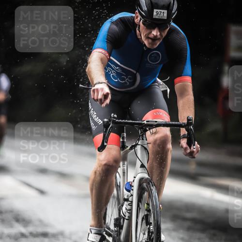 13.09.2026 - Stadtparktriathlon H.Heesch http://msf.ph/oto/10371782 13.09.2026 12:07:17 Radfahren 971, 975, 1055, 1057 meine-sportfotos.de