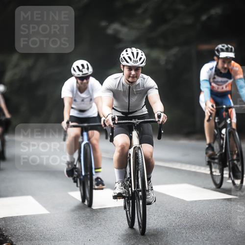 13.09.2026 - Stadtparktriathlon H.Heesch http://msf.ph/oto/10371807 13.09.2026 10:21:32 Radfahren 220, 239, 268, 294, 296, 303, 304, 321, 326, 401, 410, 413 meine-sportfotos.de