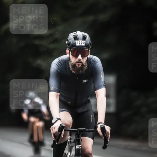 13.09.2026 - Stadtparktriathlon H.Heesch http://msf.ph/oto/10371861 13.09.2026 13:26:49 Radfahren 1321, 1329, 1339, 1380, 1438 meine-sportfotos.de