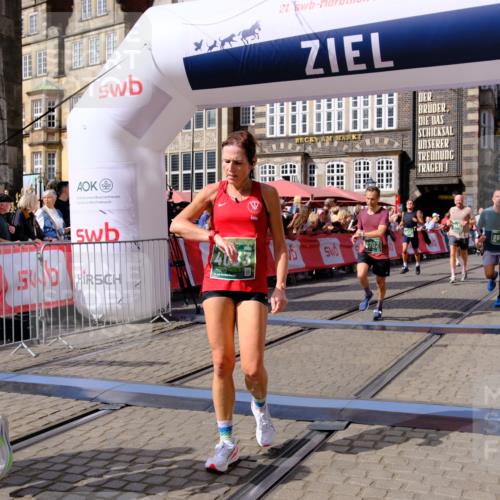 13.09.2026 - 21. swb-Marathon Bremen Tim E. http://msf.ph/oto/10371869 13.09.2026 13:09:05 Ziel 715, 3110, 3276, 3330, 4033, 5377, 5517, 5696, 6842, 6906, 7064, 7121, 8555, 9240, 9411, 9702, 9867, 9906, 9911 meine-sportfotos.de