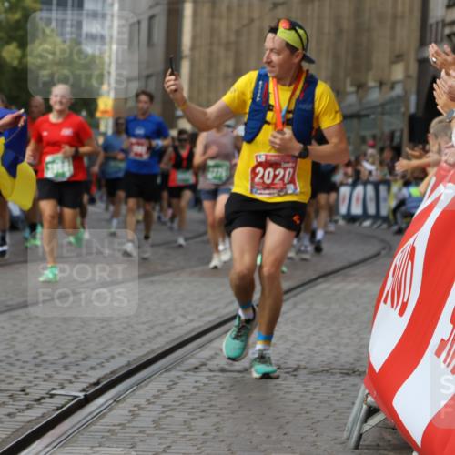 13.09.2026 - 21. swb-Marathon Bremen Strokosch-Dieckow http://msf.ph/oto/10371882 13.09.2026 13:36:46 Ziel 164, 372, 900, 1738, 1880, 2467, 2673, 2692, 2700, 2731, 2823, 3067, 3410, 3585, 3591, 4006, 4049, 4182, 4216, 4643, 5781, 6516, 6527, 6568, 6642, 6778, 7249, 7344, 7808, 7865, 8525, 8731, 8790, 8905, 9427, 9899, 10068, 10070, 13038, 551, 813, 843, 1285, 1641, 1849, 2241, 2275, 2930, 3122, 3541, 3635, 3787, 3874, 3909, 3998, 4261, 4335, 4410, 5236, 5355, 6056, 6269, 6408, 6431, 6966, 7046, 7398, 7445, 7640, 8034, 8498, 9331 meine-sportfotos.de
