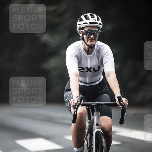 13.09.2026 - Stadtparktriathlon H.Heesch http://msf.ph/oto/10371944 13.09.2026 10:21:38 Radfahren 239, 242, 268, 303, 304, 321, 401, 410, 457, 461 meine-sportfotos.de