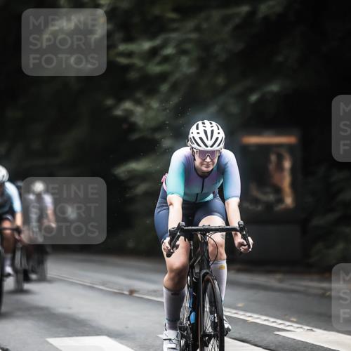 13.09.2026 - Stadtparktriathlon H.Heesch http://msf.ph/oto/10371954 13.09.2026 13:27:00 Radfahren 1339, 1340, 1350, 1367, 1393, 1411, 1439, 1478, 1507 meine-sportfotos.de