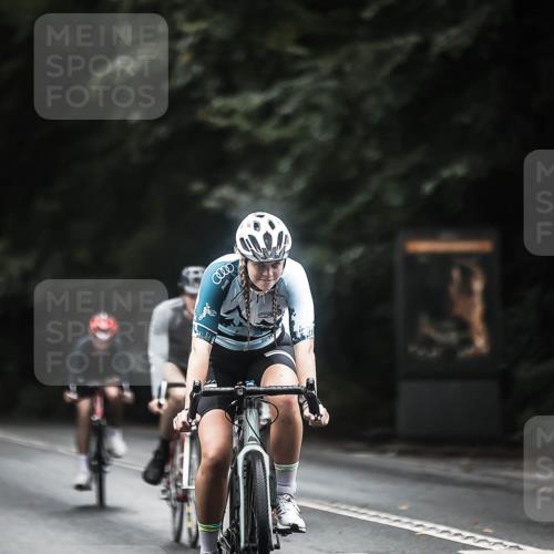 13.09.2026 - Stadtparktriathlon H.Heesch http://msf.ph/oto/10371966 13.09.2026 13:27:02 Radfahren 1340, 1350, 1367, 1393, 1411, 1439, 1478, 1507 meine-sportfotos.de