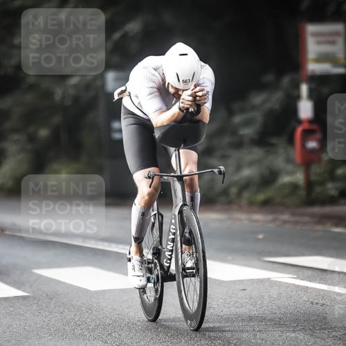 13.09.2026 - Stadtparktriathlon H.Heesch http://msf.ph/oto/10371971 13.09.2026 10:51:40 Radfahren 275, 499, 563, 582 meine-sportfotos.de