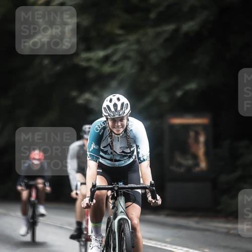 13.09.2026 - Stadtparktriathlon H.Heesch http://msf.ph/oto/10371980 13.09.2026 13:27:02 Radfahren 1340, 1350, 1367, 1393, 1411, 1439, 1478, 1507 meine-sportfotos.de
