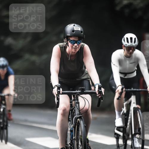 13.09.2026 - Stadtparktriathlon H.Heesch http://msf.ph/oto/10371982 13.09.2026 10:21:43 Radfahren 214, 242, 256, 271, 304, 410, 457, 461 meine-sportfotos.de