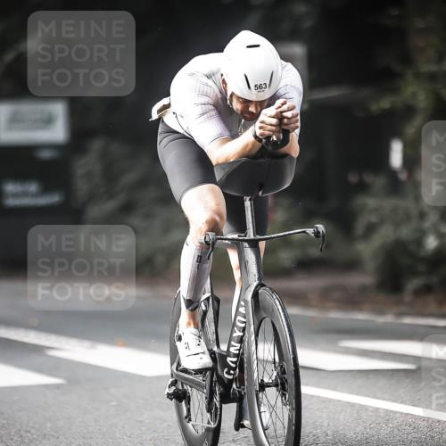 13.09.2026 - Stadtparktriathlon H.Heesch http://msf.ph/oto/10371985 13.09.2026 10:51:40 Radfahren 275, 499, 563, 582 meine-sportfotos.de