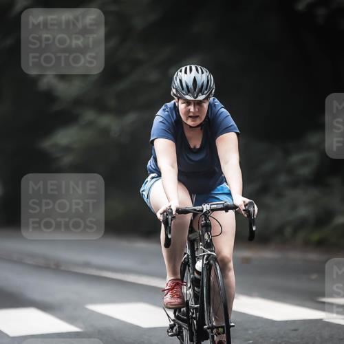 13.09.2026 - Stadtparktriathlon H.Heesch http://msf.ph/oto/10372009 13.09.2026 10:21:44 Radfahren 214, 242, 256, 271, 457, 461 meine-sportfotos.de