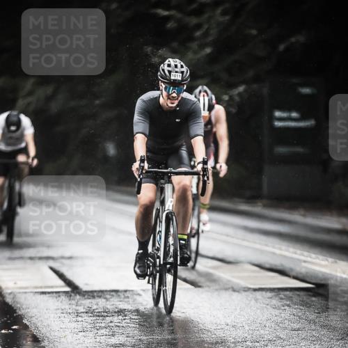 13.09.2026 - Stadtparktriathlon H.Heesch http://msf.ph/oto/10372028 13.09.2026 12:07:33 Radfahren 832, 838, 917, 983, 1011, 1026, 1031, 1054 meine-sportfotos.de