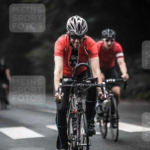 13.09.2026 - Stadtparktriathlon H.Heesch http://msf.ph/oto/10372055 13.09.2026 10:21:47 Radfahren 214, 242, 256, 271, 332, 342, 422, 457, 461 meine-sportfotos.de