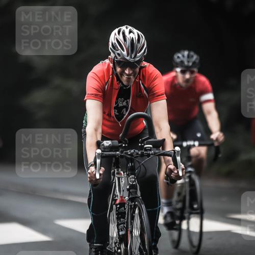 13.09.2026 - Stadtparktriathlon H.Heesch http://msf.ph/oto/10372059 13.09.2026 10:21:47 Radfahren 214, 242, 256, 271, 332, 342, 422, 457, 461 meine-sportfotos.de
