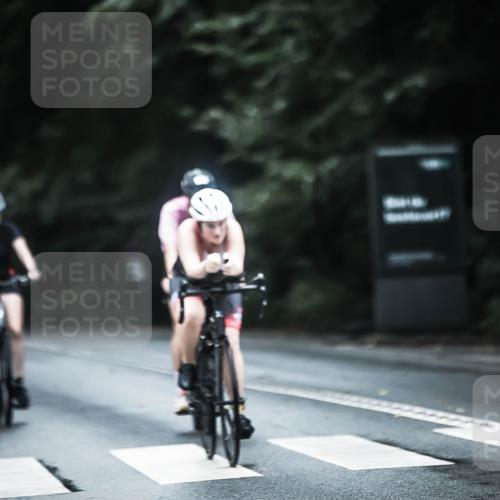 13.09.2026 - Stadtparktriathlon H.Heesch http://msf.ph/oto/10372080 13.09.2026 13:27:12 Radfahren 1258, 1350, 1352, 1363, 1409, 1468, 1477, 1497 meine-sportfotos.de