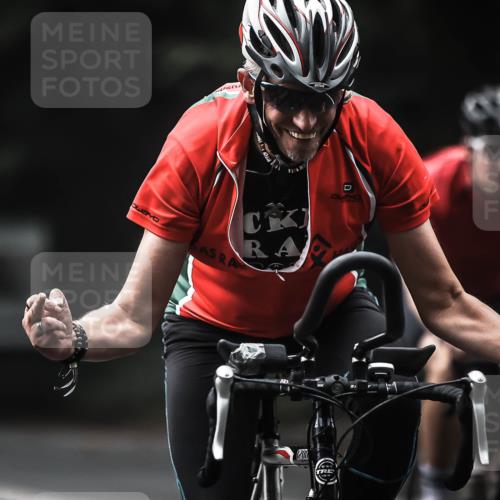 13.09.2026 - Stadtparktriathlon H.Heesch http://msf.ph/oto/10372094 13.09.2026 10:21:48 Radfahren 214, 242, 256, 271, 332, 342, 422, 457, 461 meine-sportfotos.de