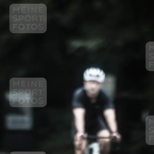 13.09.2026 - Stadtparktriathlon H.Heesch http://msf.ph/oto/10372167 13.09.2026 13:27:19 Radfahren 1258, 1325, 1352, 1363, 1477, 1497, 1530 meine-sportfotos.de