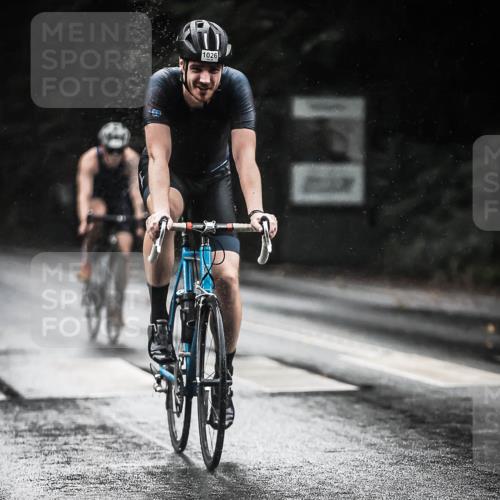 13.09.2026 - Stadtparktriathlon H.Heesch http://msf.ph/oto/10372173 13.09.2026 12:07:39 Radfahren 832, 839, 960, 983, 1011, 1026, 1054 meine-sportfotos.de