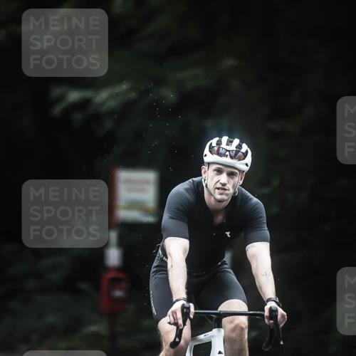 13.09.2026 - Stadtparktriathlon H.Heesch http://msf.ph/oto/10372184 13.09.2026 13:27:19 Radfahren 1258, 1325, 1352, 1363, 1477, 1497, 1530 meine-sportfotos.de