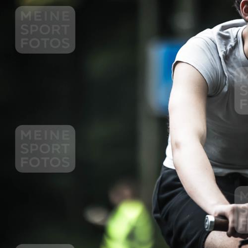 13.09.2026 - Stadtparktriathlon H.Heesch http://msf.ph/oto/10372217 13.09.2026 10:21:54 Radfahren 214, 234, 332, 342, 371, 422 meine-sportfotos.de