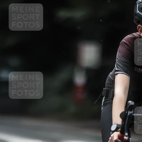13.09.2026 - Stadtparktriathlon H.Heesch http://msf.ph/oto/10372230 13.09.2026 13:27:21 Radfahren 1258, 1325, 1352, 1471, 1497, 1530 meine-sportfotos.de