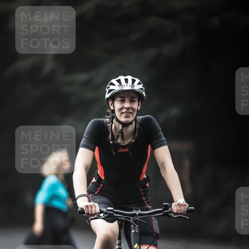 13.09.2026 - Stadtparktriathlon H.Heesch http://msf.ph/oto/10372243 13.09.2026 10:21:58 Radfahren 234, 332, 342, 371, 449 meine-sportfotos.de