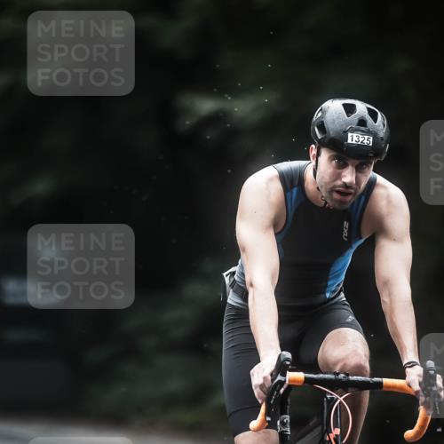 13.09.2026 - Stadtparktriathlon H.Heesch http://msf.ph/oto/10372267 13.09.2026 13:27:24 Radfahren 1325, 1352, 1429, 1471, 1530 meine-sportfotos.de