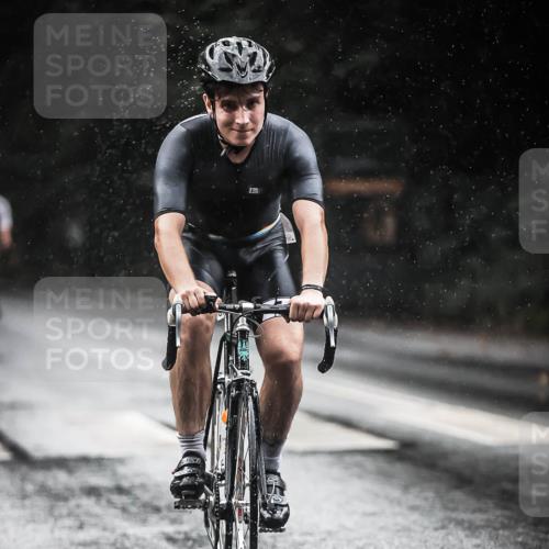 13.09.2026 - Stadtparktriathlon H.Heesch http://msf.ph/oto/10372268 13.09.2026 12:07:49 Radfahren 870, 878, 960, 1017, 1040 meine-sportfotos.de