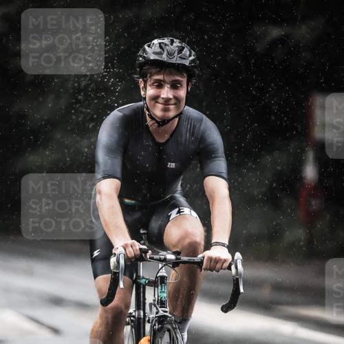 13.09.2026 - Stadtparktriathlon H.Heesch http://msf.ph/oto/10372279 13.09.2026 12:07:50 Radfahren 870, 878, 960, 1017, 1021, 1040 meine-sportfotos.de
