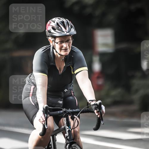 13.09.2026 - Stadtparktriathlon H.Heesch http://msf.ph/oto/10372283 13.09.2026 10:51:58 Radfahren 456, 491, 510, 527, 544, 777 meine-sportfotos.de