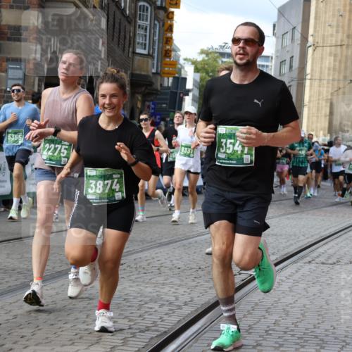 13.09.2026 - 21. swb-Marathon Bremen Strokosch-Dieckow http://msf.ph/oto/10372309 13.09.2026 13:36:52 Ziel 164, 372, 900, 1738, 1880, 2467, 2673, 2692, 2700, 2731, 2819, 2823, 3067, 3410, 3585, 3815, 4006, 4049, 4050, 4182, 4216, 4304, 4414, 4676, 5061, 5656, 5781, 6280, 6340, 6516, 6527, 6568, 7039, 7237, 7249, 7344, 7656, 7765, 7808, 8525, 8723, 8790, 8905, 9427, 9776, 9899, 10068, 10070, 950, 1285, 1641, 1849, 1991, 2241, 2531, 2930, 3122, 3732, 3787, 3894, 3909, 4261, 4410, 4448, 5355, 6056, 6269, 6431, 6629, 6961, 7006, 7046, 7398, 7445, 7937, 8034, 9331 meine-sportfotos.de